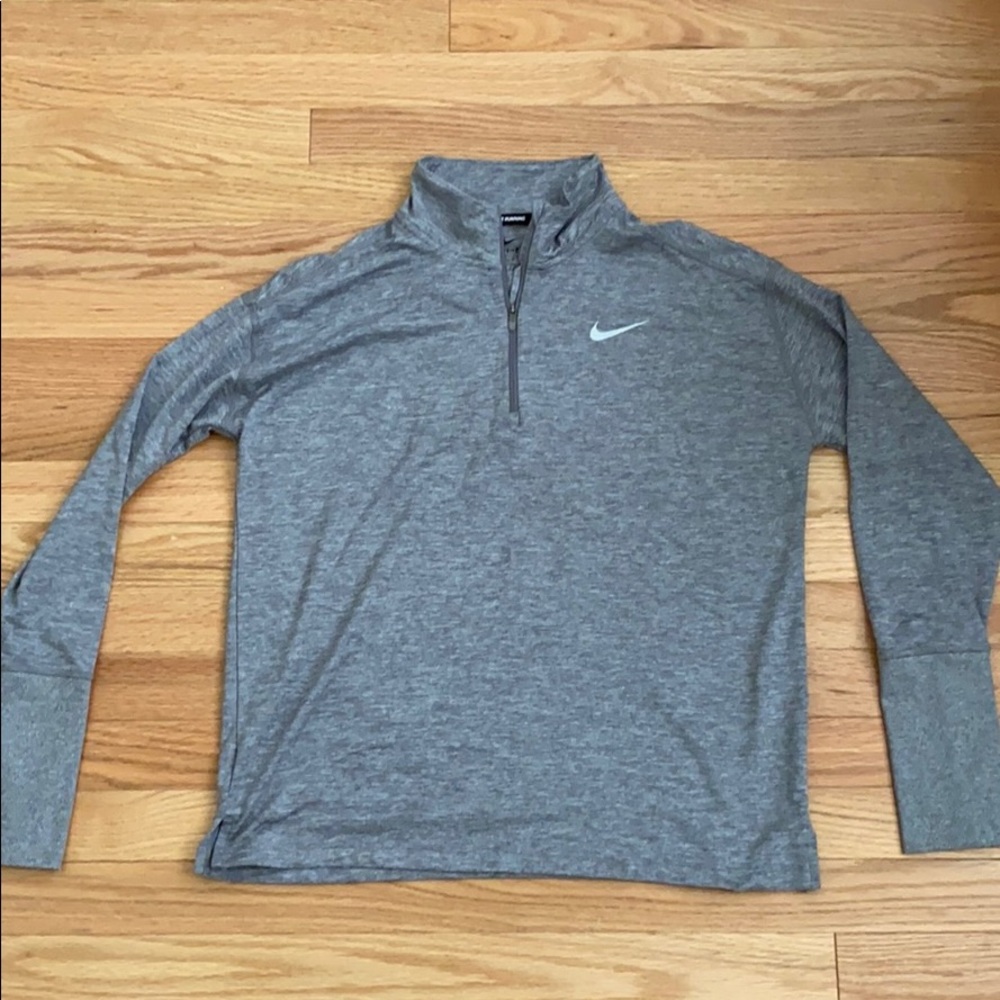 Nike Women Element Half-Zip Running Pullover in M